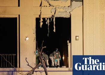 Explosions rock Dubai, Bahrain, Jordan and Kuwait as struggle spreads throughout Center East | US-Israel struggle on Iran Explosions rock Dubai, Bahrain, Jordan and Kuwait as struggle spreads throughout Center East | US-Israel struggle on Iran