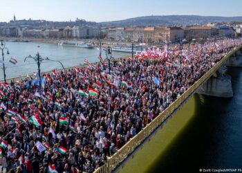Hungary’s rival events maintain parallel rallies forward of vote Hungary’s rival events maintain parallel rallies forward of vote