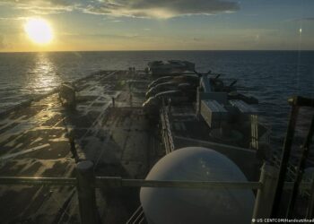 Tehran warns US in opposition to floor assault