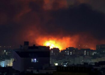 Israel kilos Iran missile websites, airport as Tehran fires again repeated salvos, threatens Europe