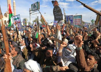 Becoming a member of struggle, Yemen’s Iran-backed Houthis launch missile assault on southern Israel