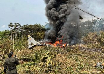 Colombian navy airplane crash kills not less than 34, wounds dozens | Army Information