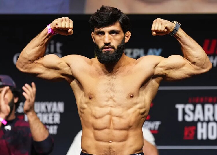 UFC contender Arman Tsarukyan begins brawl at wrestling occasion