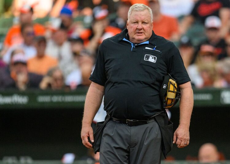 MLB umpire has epic scorching mic second after ABS problem