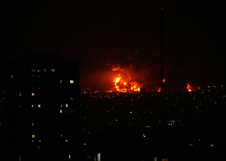 Iranian assaults goal Gulf States as US warns bombing will intensify Iranian assaults goal Gulf States as US warns bombing will intensify