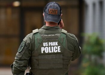 2 arrested after U.S. Park Police officer shot in Washington, DC