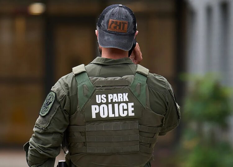 2 arrested after U.S. Park Police officer shot in Washington, DC