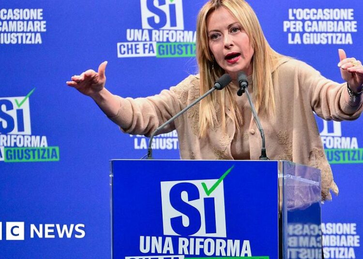 Italians are voting in a referendum on constitutional change – BBC