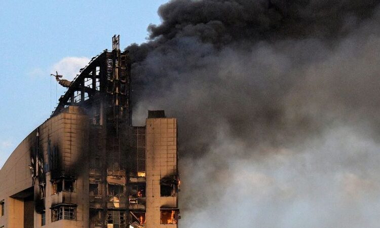 Dwell updates: Iran battle information: Iran vows revenge after prime safety chief killed in Israeli strike