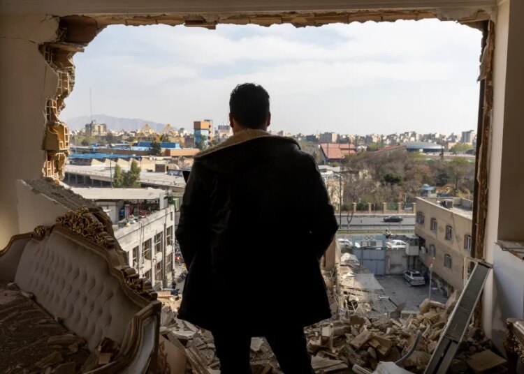 Iran warfare: What on a regular basis life is like for civilians proper now Iran warfare: What on a regular basis life is like for civilians proper now