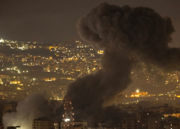 Center East warfare: Trump says no cope with Iran besides ‘unconditional give up’ – Monetary Occasions Center East warfare: Trump says no cope with Iran besides ‘unconditional give up’ – Monetary Occasions