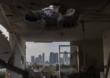 Iran battle escalates, power costs spike after Israeli strike on South Pars fuel discipline