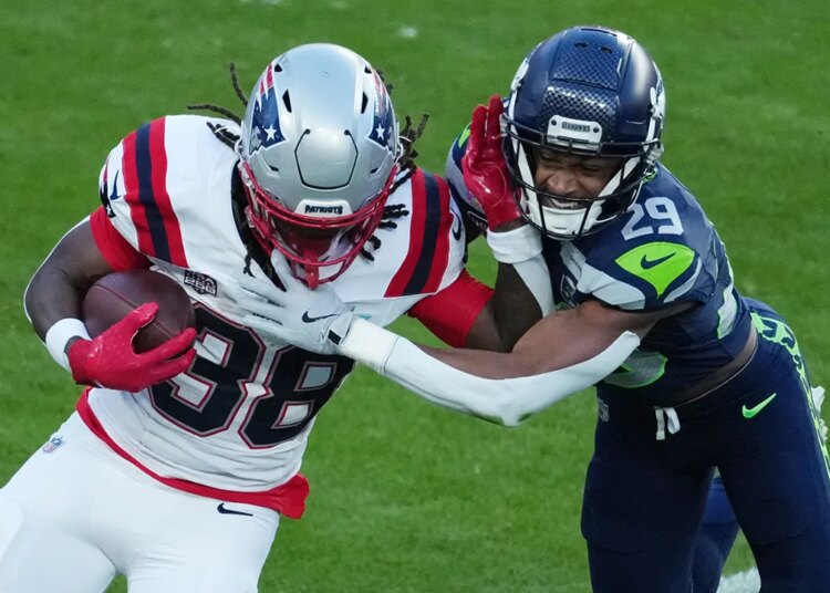 Journalist loses almost ,000 in year-long playing experiment