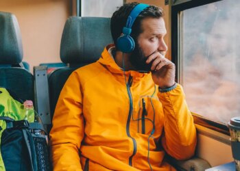 Vacationers assist gas audiobook surge amid debate over what ‘counts’ as studying