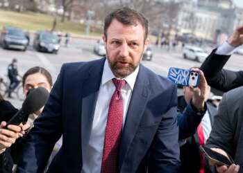 Mullin faces Democrat grilling in first hurdle to steer DHS and extra prime headlines