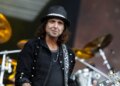 Phil Campbell, longtime Motörhead guitarist, useless at 64
