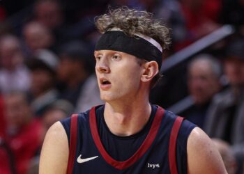 Yale’s fouling blunder prices group March Insanity bid in Ivy League ultimate