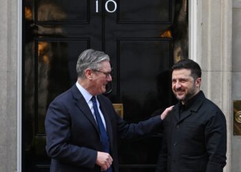 Zelenskyy in London for Russia-Ukraine talks with Starmer and Rutte