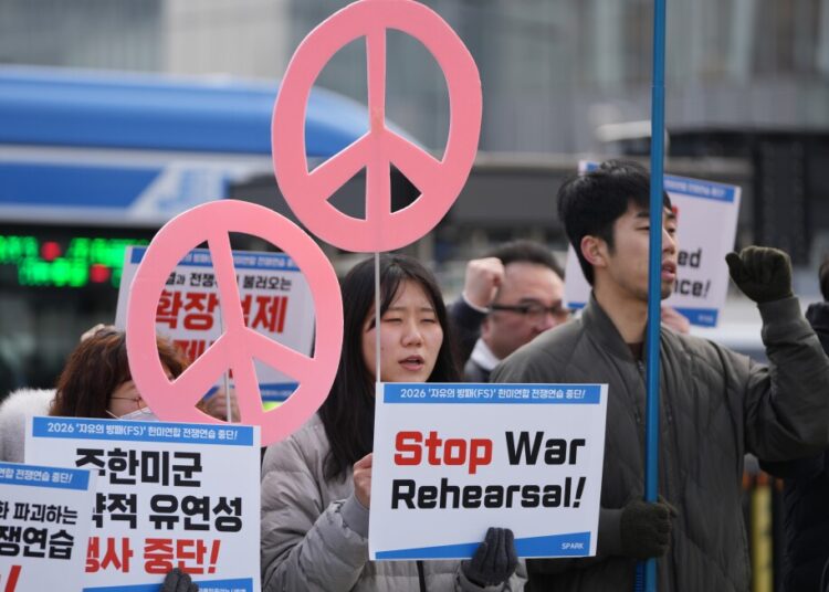 US begins giant navy drill with South Korea whereas waging battle within the Center East