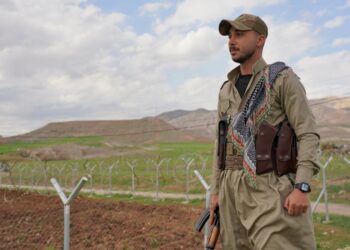 Kurdish dissident teams say they’re on standby to affix struggle towards Iran Kurdish dissident teams say they’re on standby to affix struggle towards Iran