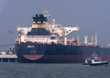 What occurred the final time delivery was disrupted within the Strait of Hormuz