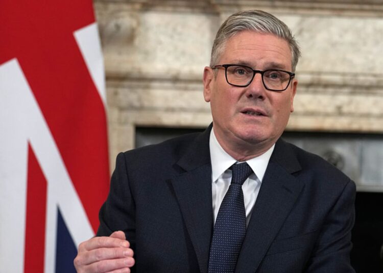 Keir Starmer: ‘Fed up’ with Trump and Putin affecting UK power prices Keir Starmer: ‘Fed up’ with Trump and Putin affecting UK power prices