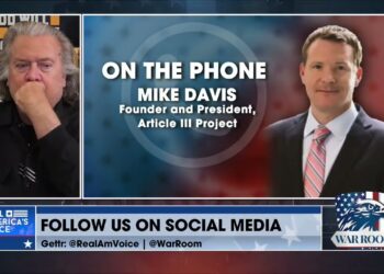 Mike Davis To Steve Bannon: Each Basis Nonetheless Slicing Checks To The SPLC Should Cease Now.