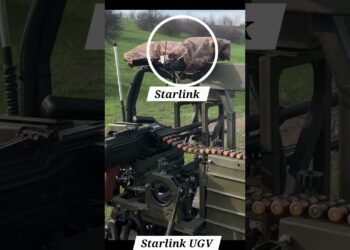 UGV Starlink #shorts #ugv #drone #robotic #Satellite tv for pc #Starlink #army#ukraine