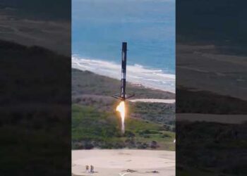 Elon Musk By no means quit                #spacex #elonmusk #falcon9 #house #spaceship