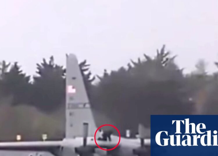 Man arrested for allegedly damaging US navy plane in Shannon airport | UK information Man arrested for allegedly damaging US navy plane in Shannon airport | UK information