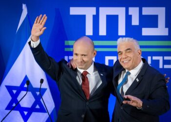 Naftali Bennett and Yair Lapid announce united run below Bennett in 2026 elections