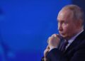 Putin lastly admits Russia’s financial system is in bother and grasps for solutions