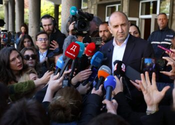 Russia-aligned Rumen Radev set to win Bulgarian election – POLITICO