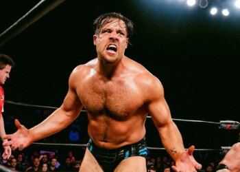 Ex-WWE star indicators with Main League Wrestling