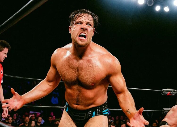 Ex-WWE star indicators with Main League Wrestling