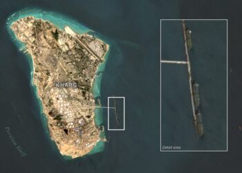 Iranian ship motion in Strait of Hormuz amid U.S. naval blockade