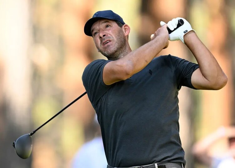 Tony Romo misses US Open qualifier after taking pictures 9-over 79 in Texas