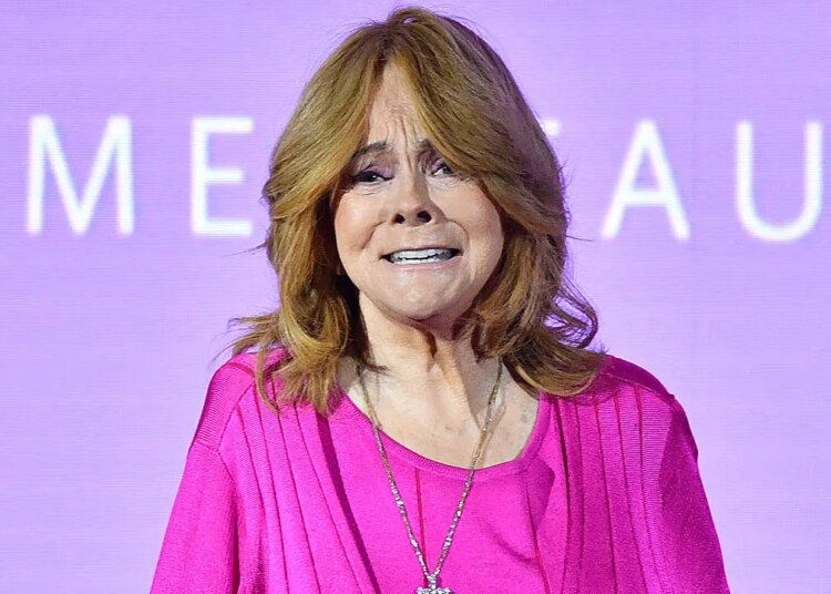 Ann-Margret reveals she broke her elbow in a fall at dwelling