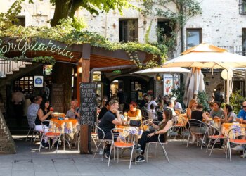 How specialists say you must tip in fashionable trip spots with out offending locals