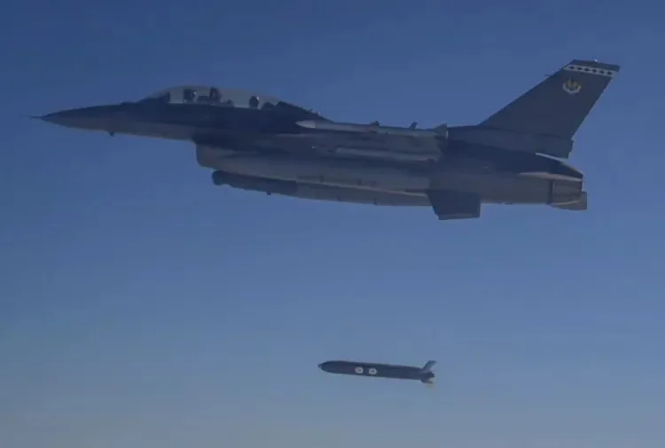 Ukraine Invasion Day 1517: RU forces are struggling to defend in opposition to UKR strikes