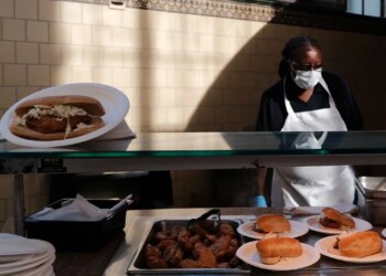 Illinois State College sued over alleged strikebreaker hiring throughout strike