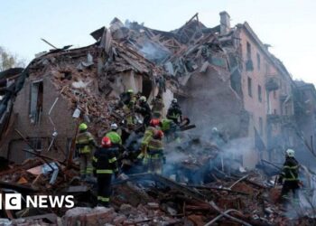 Seven lifeless in main Russian assault on Ukraine – BBC