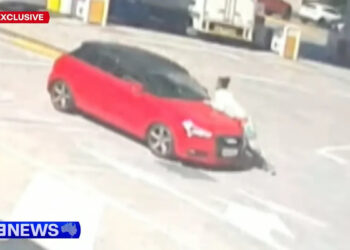 Girl Jumps on Transferring Automobile Hood Throughout Gold Coast Street Rage Incident, Driver Will get Charged Girl Jumps on Transferring Automobile Hood Throughout Gold Coast Street Rage Incident, Driver Will get Charged