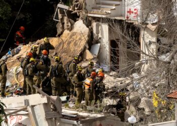 Trump’s risk to blow “all the pieces up” if Iran will not make a deal hangs over new ceasefire bid