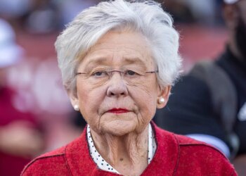 Alabama Gov Kay Ivey hospitalized after present process minor lung fluid process Alabama Gov Kay Ivey hospitalized after present process minor lung fluid process