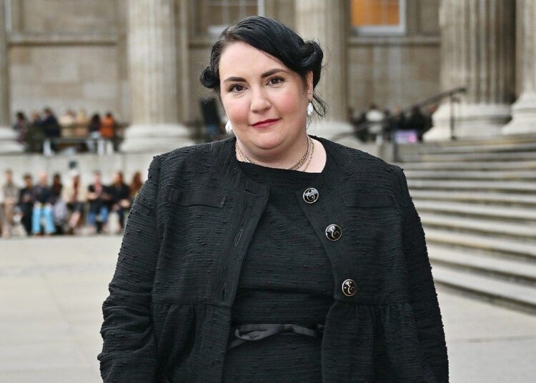 Lena Dunham recollects father not eager to vote together with her amid 2012 backlash