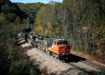 Mayor Paul Morrison arrested after allegedly arriving drunk at prepare wreck