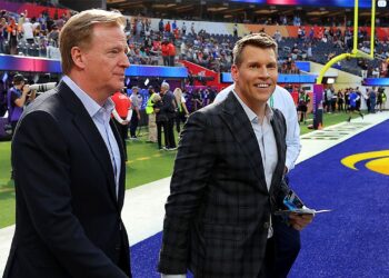 Scott Hanson talks about fascinating bye week idea if NFL goes to 18 video games