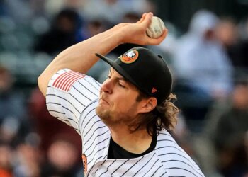 Trevor Bauer makes historical past after throwing no-hitter for Lengthy Island Geese