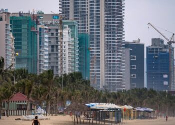 How TikTok is driving American expats to Southeast Asia : NPR